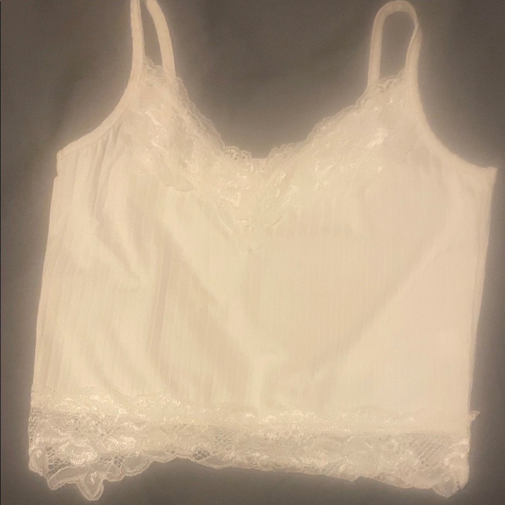 SHEIN White Lace Trim Crop Top
